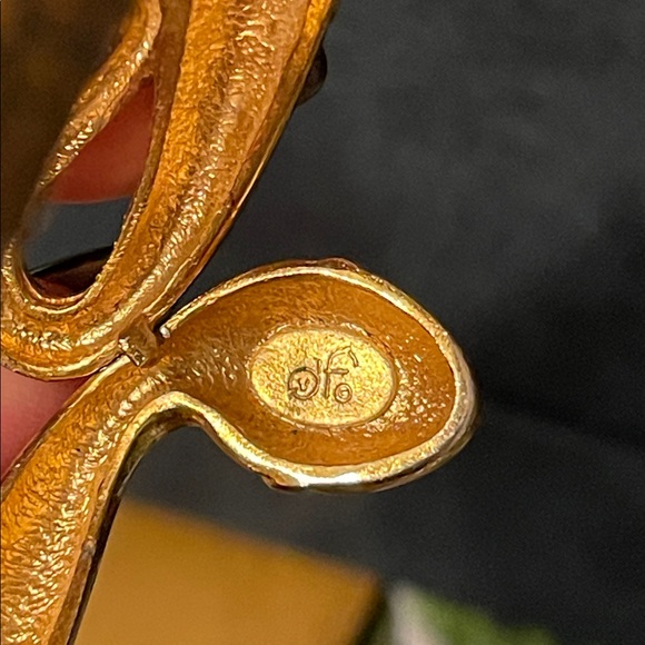 Vintage Diane Von Furstenberg (DVF) Enamel Snake Clamper Bracelet - Picture 6 of 7